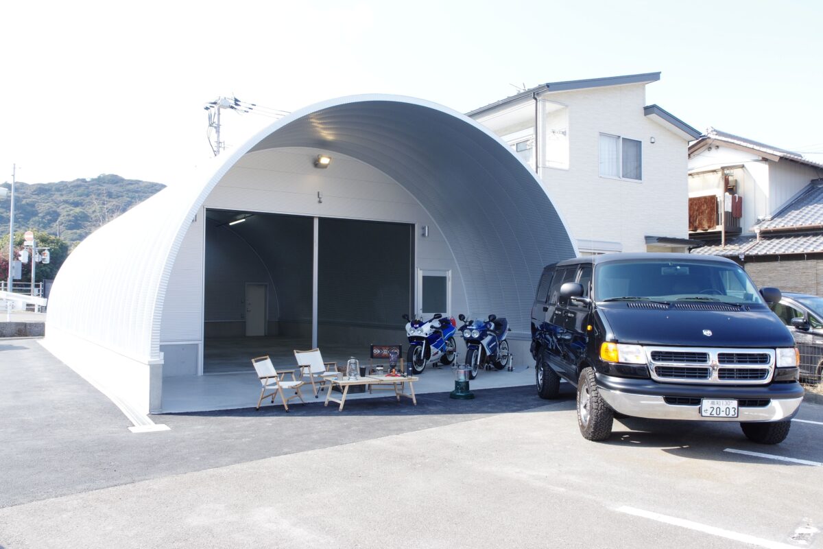 【倉庫】四国初上陸！高知県に初のスチールアーチが完成